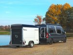 Debon Kofferanhänger Cargo  H:190cm 1,3t|Alu|Polybug|Tür|schwarz-Neu – Image 2