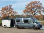 Debon Kofferanhänger Cargo  H:190cm 1,3t|Alu|Polybug|Tür|schwarz-Neu – Image 3